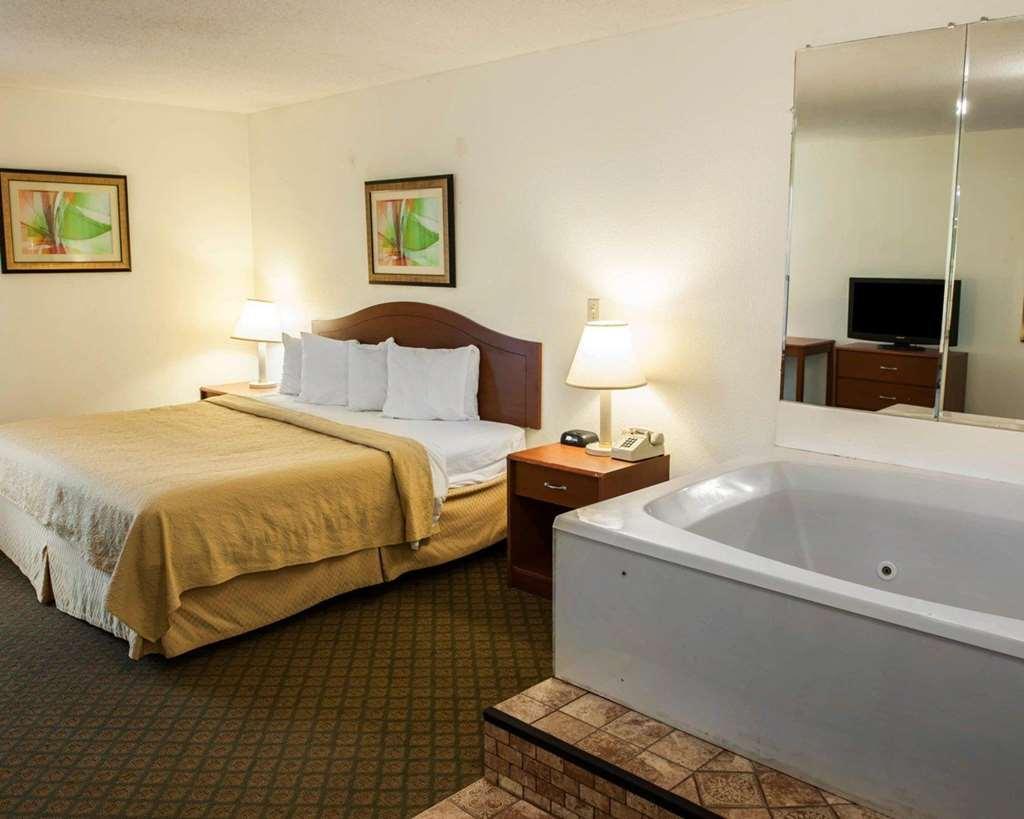 Quality Inn And Suites Indianapolis Rum bild