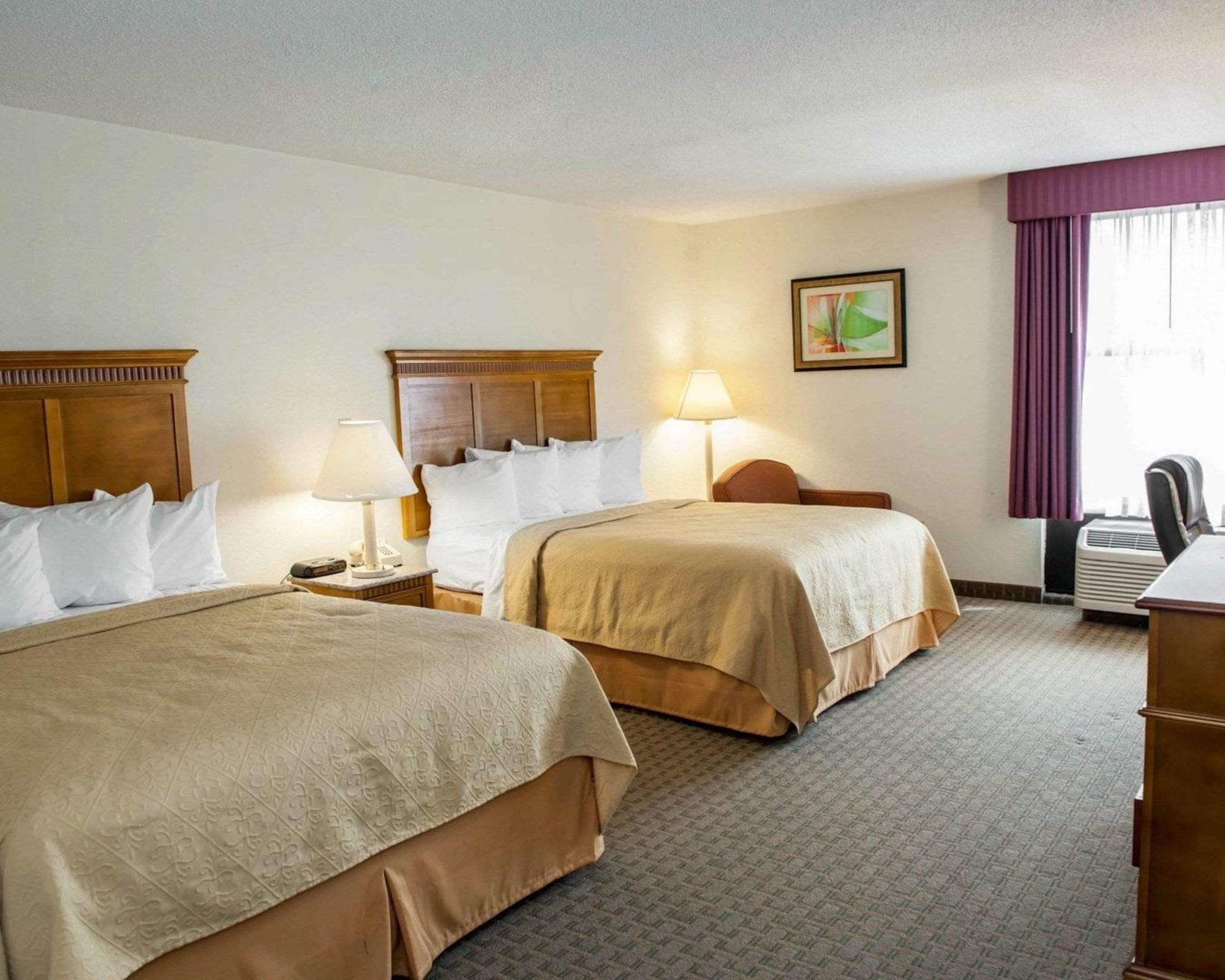 Quality Inn And Suites Indianapolis Exteriör bild