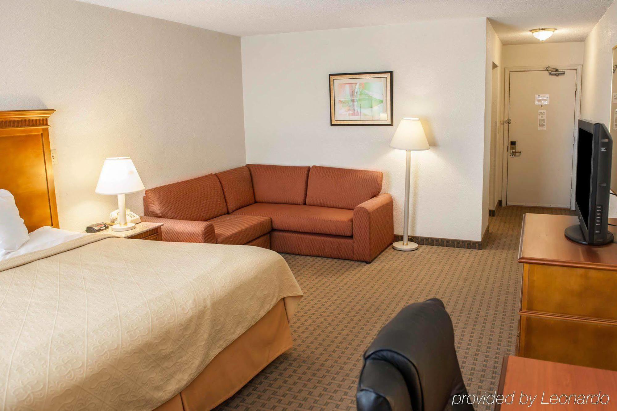 Quality Inn And Suites Indianapolis Exteriör bild