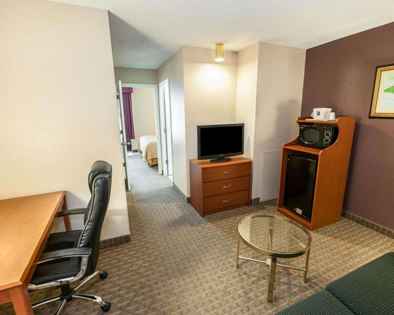 Quality Inn And Suites Indianapolis Exteriör bild